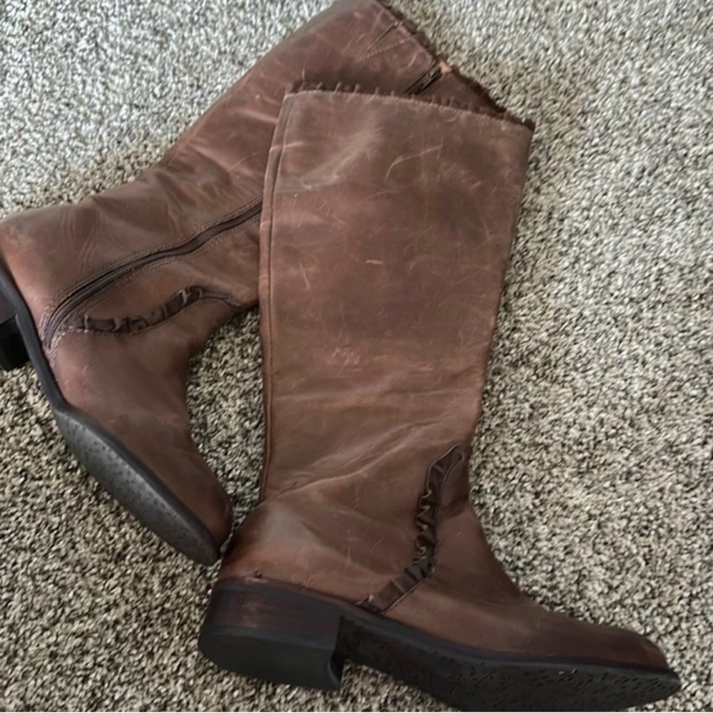 Women's Over-the-Knee Brown Leather Boots with Subtle Ruffle